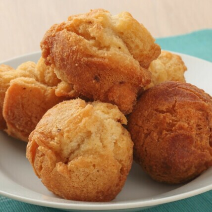 Biscoitinhos Doce e Broinhas Caxambú 