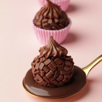 Brigadeiros Vidrados 