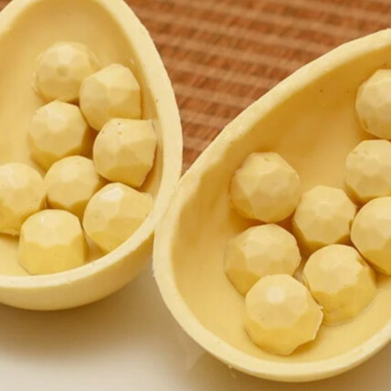 Ovos de Páscoa + Bombons Canadense!